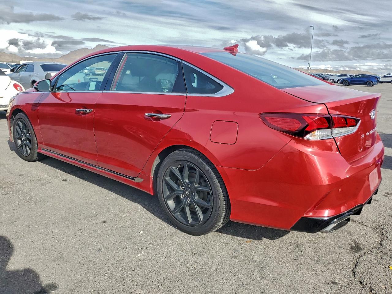 2018 HYUNDAI SONATA SPORT photo 2