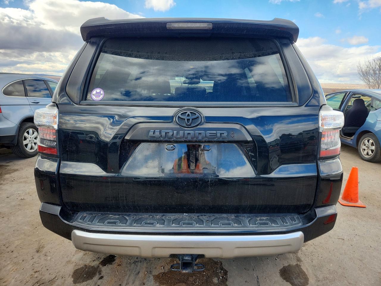 2022 TOYOTA 4RUNNER SR5 PREMIUM photo 6