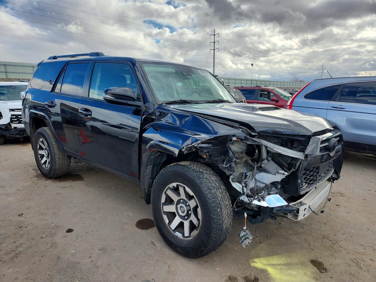 2022 TOYOTA 4RUNNER SR5 PREMIUM photo 4
