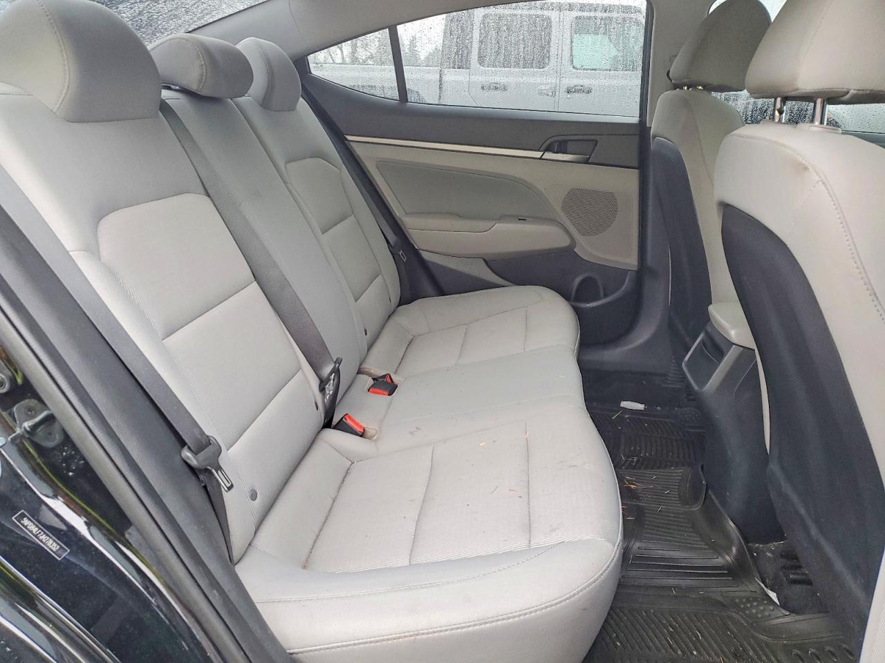 2018 HYUNDAI ELANTRA SEL photo 10