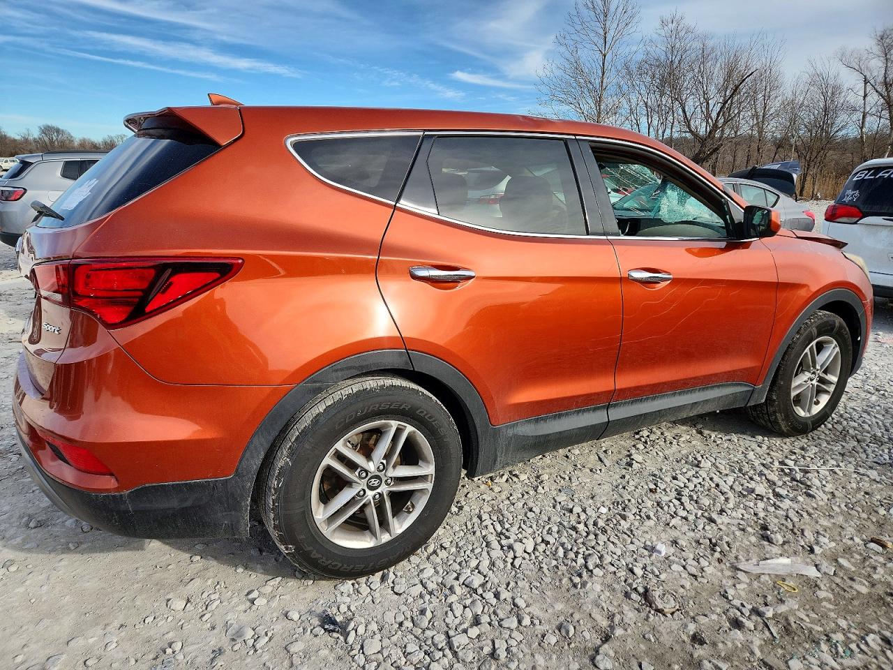 2017 HYUNDAI SANTA FE SPORT photo 3