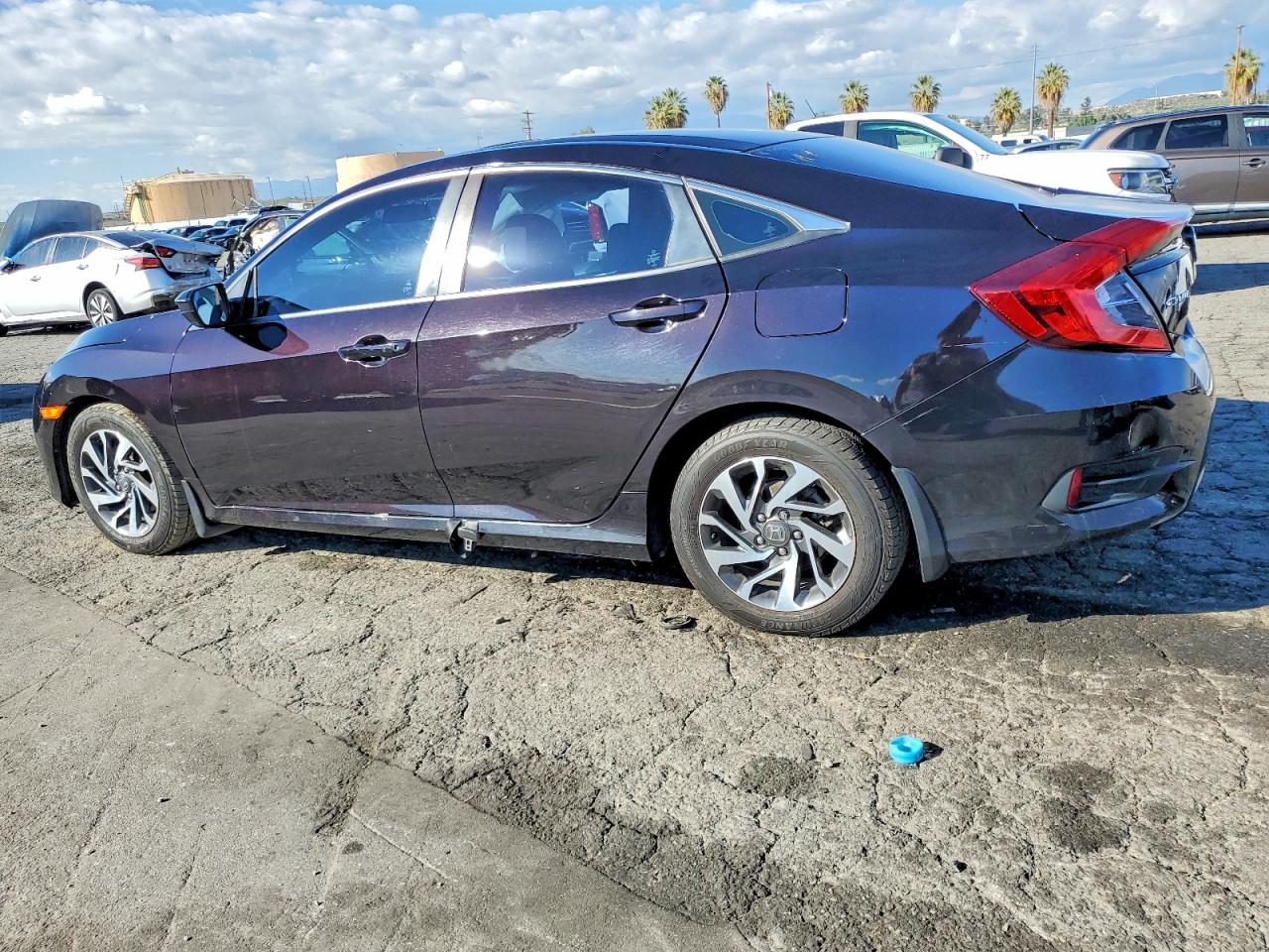2016 HONDA CIVIC EX photo 2