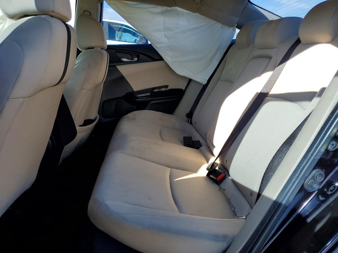 2016 HONDA CIVIC EX photo 10