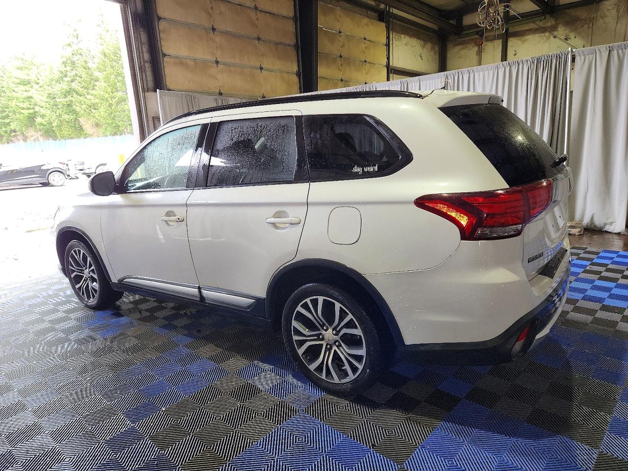 2016 MITSUBISHI OUTLANDER SE photo 2