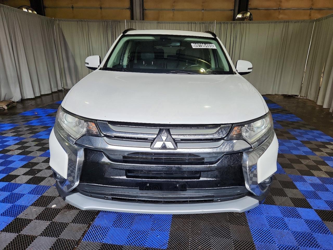 2016 MITSUBISHI OUTLANDER SE photo 5