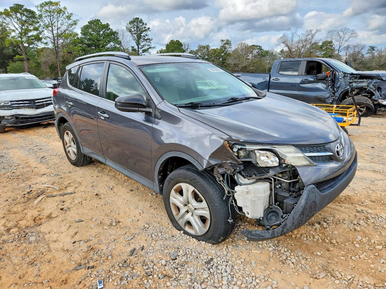 2014 TOYOTA RAV4 LE photo 4