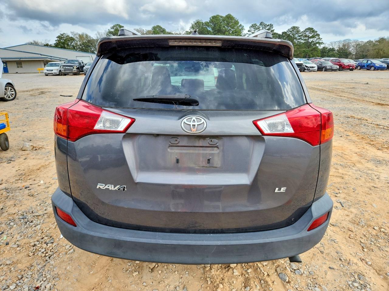 2014 TOYOTA RAV4 LE photo 6
