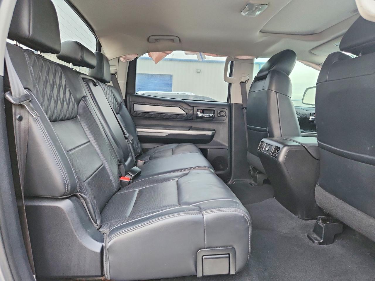 2014 TOYOTA TUNDRA PLATINUM photo 10