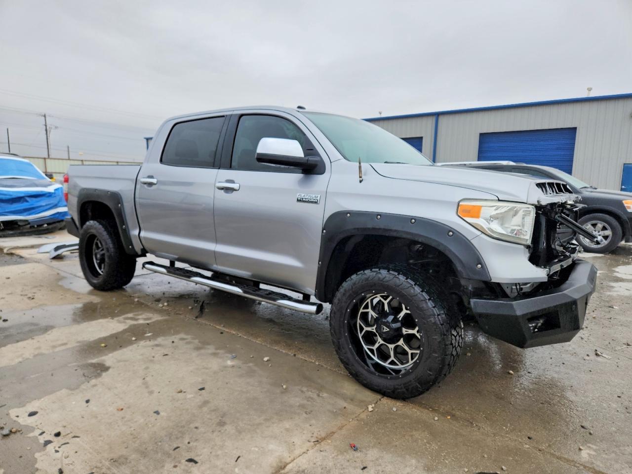 2014 TOYOTA TUNDRA PLATINUM photo 4