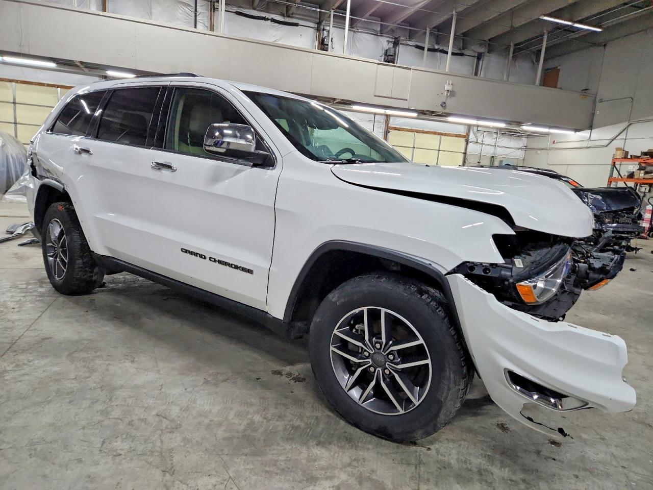 2019 JEEP GRAND CHEROKEE LIMITED photo 4