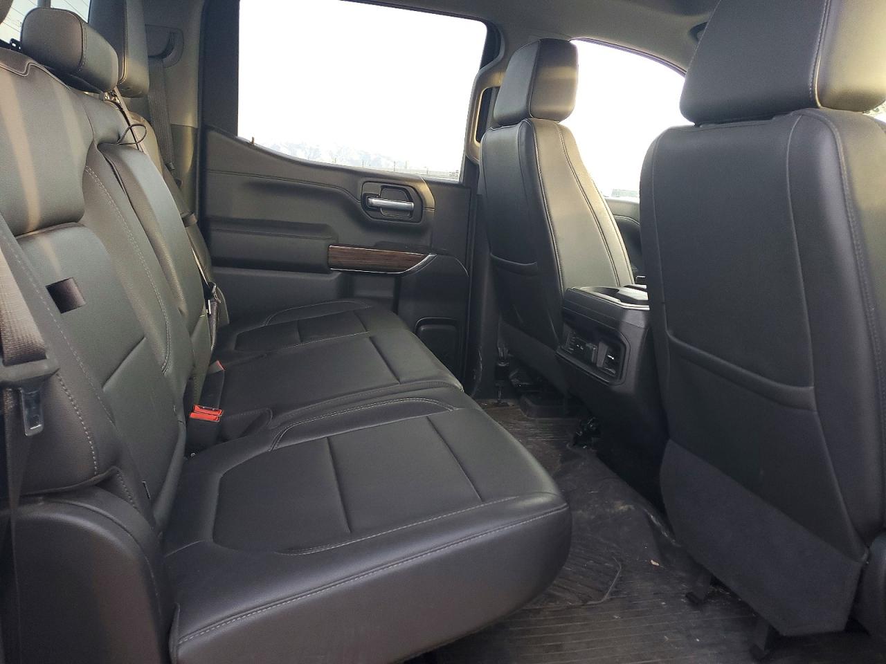 2021 CHEVROLET SILVERADO K1500 RST photo 10