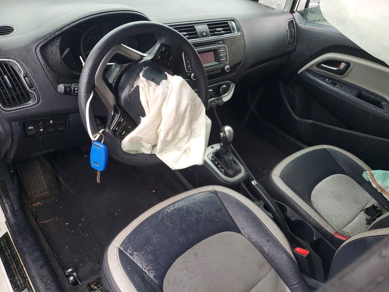 2017 KIA RIO LX photo 8
