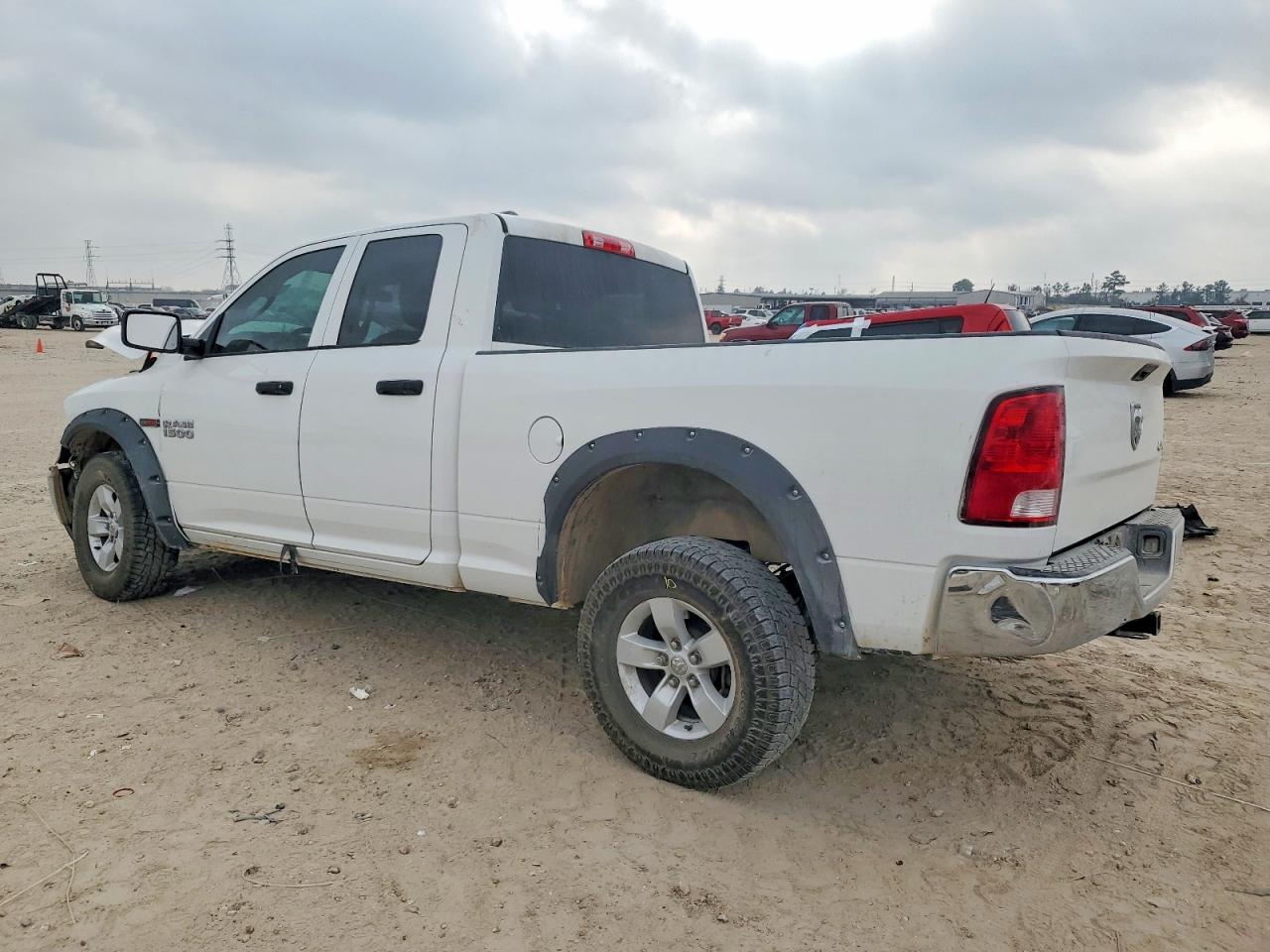 2018 RAM 1500 ST photo 2