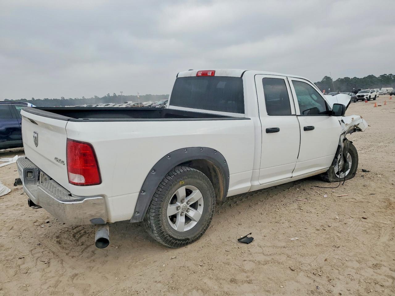 2018 RAM 1500 ST photo 3
