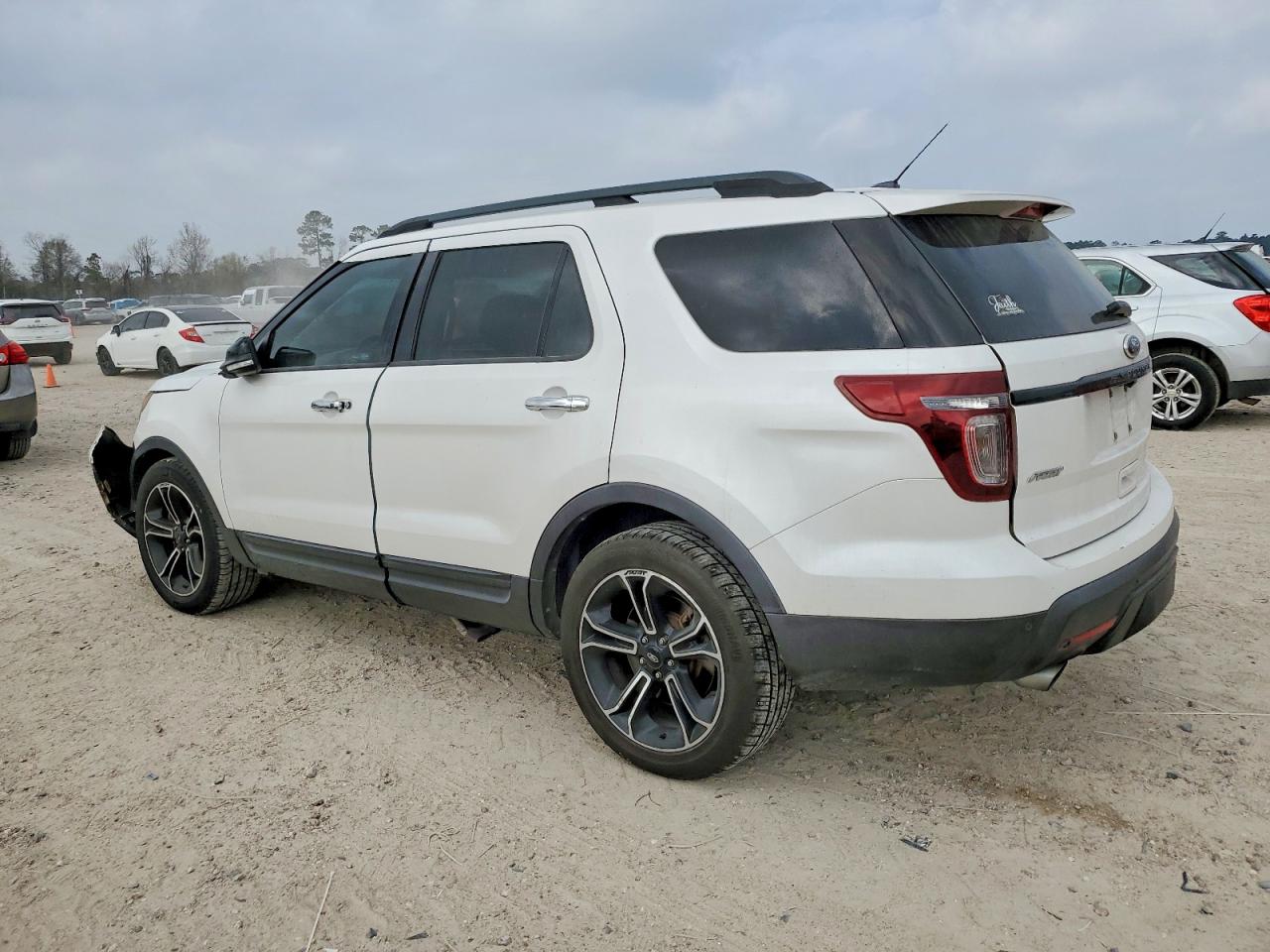 2014 FORD EXPLORER SPORT photo 2