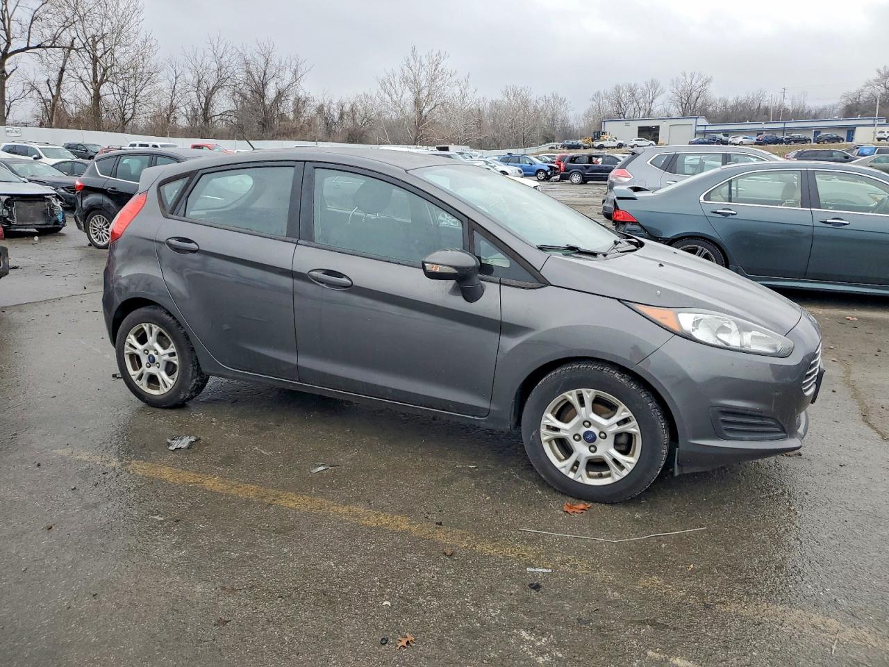 2016 FORD FIESTA SE photo 7