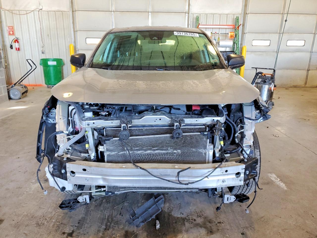 2022 TOYOTA RAV4 LE photo 5