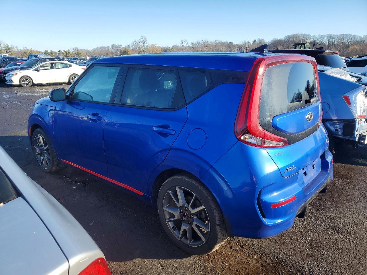 2021 KIA SOUL GT LINE photo 2