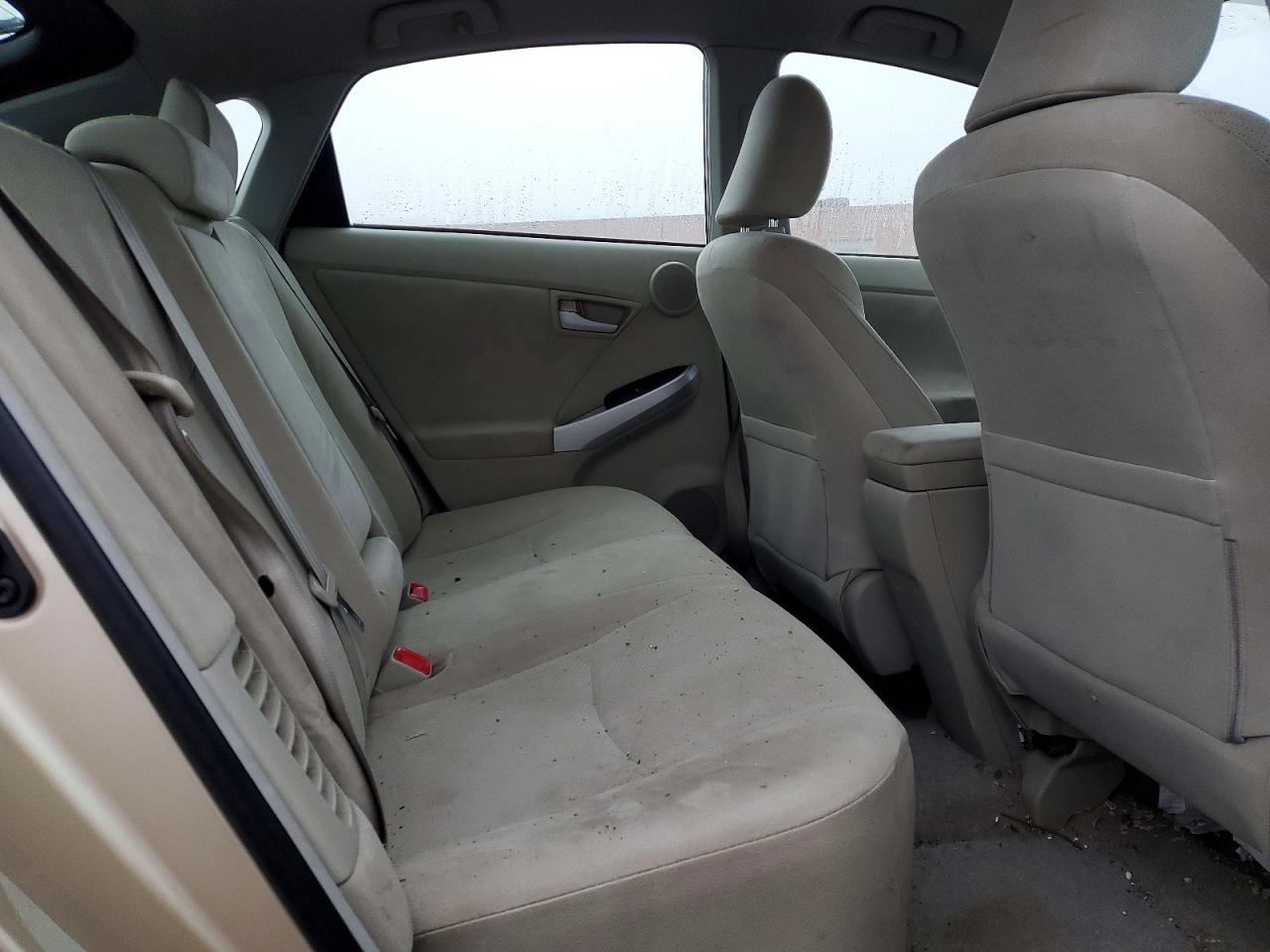 2010 TOYOTA PRIUS photo 10
