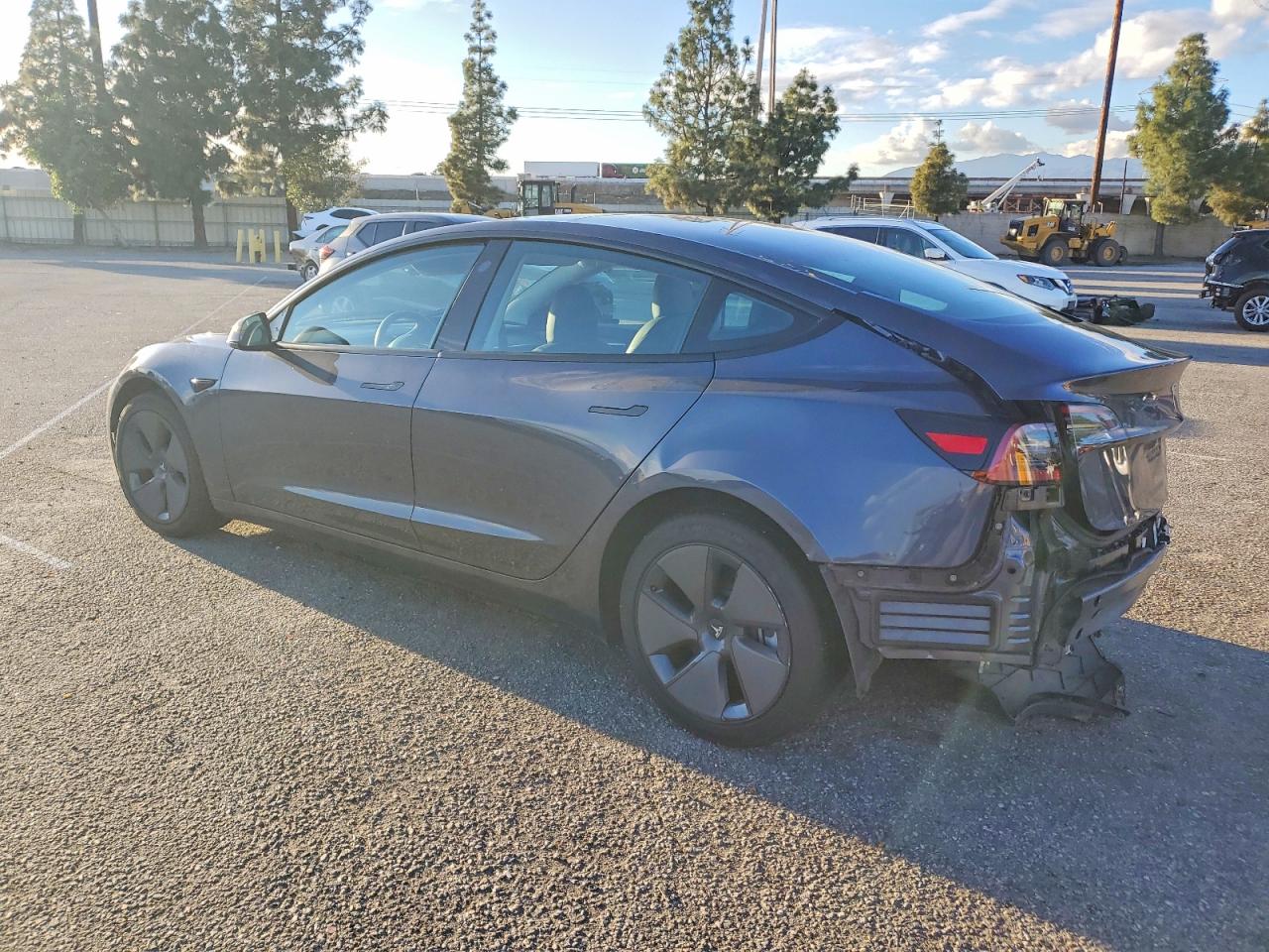 2023 TESLA MODEL 3 photo 2
