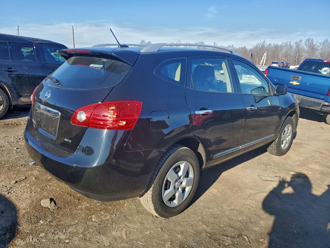 2015 NISSAN ROGUE SELECT S photo 3