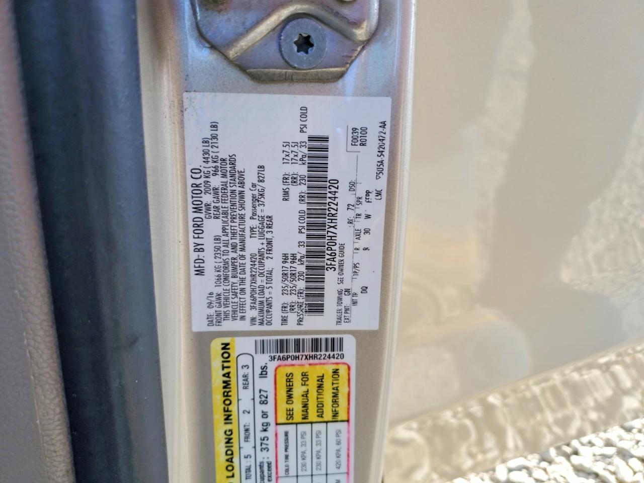 2017 FORD FUSION SE photo 12