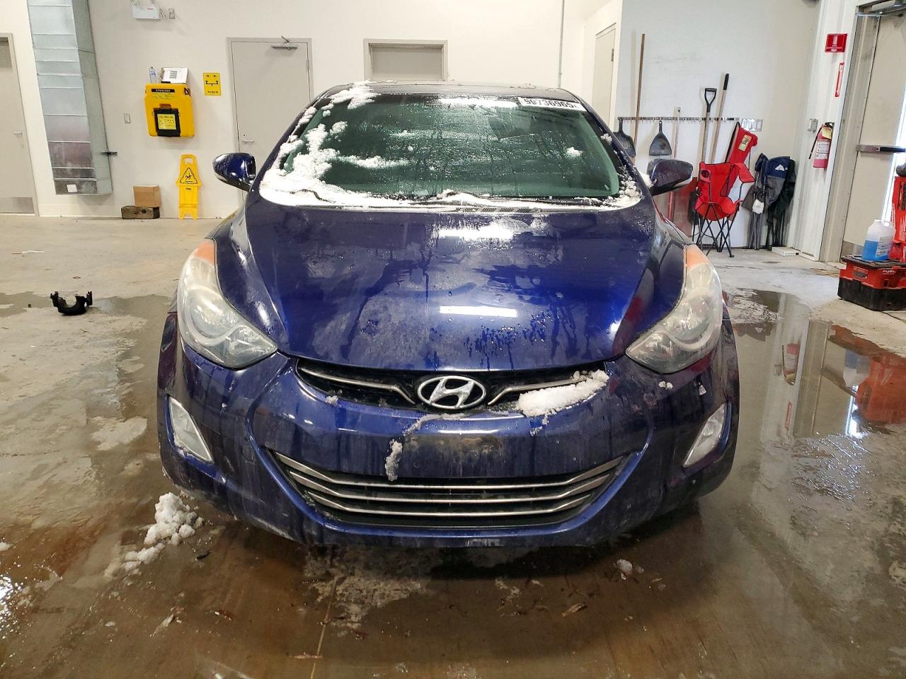 2013 HYUNDAI ELANTRA GLS photo 9