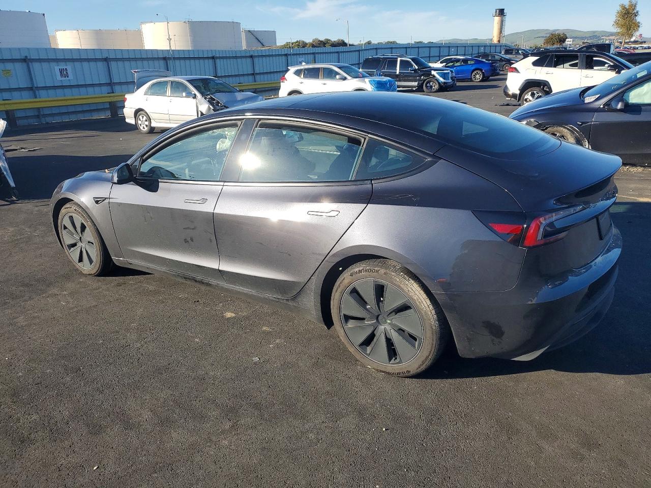 2024 TESLA MODEL 3 photo 3