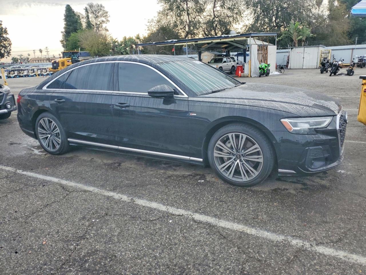 2023 AUDI A8 L photo 4