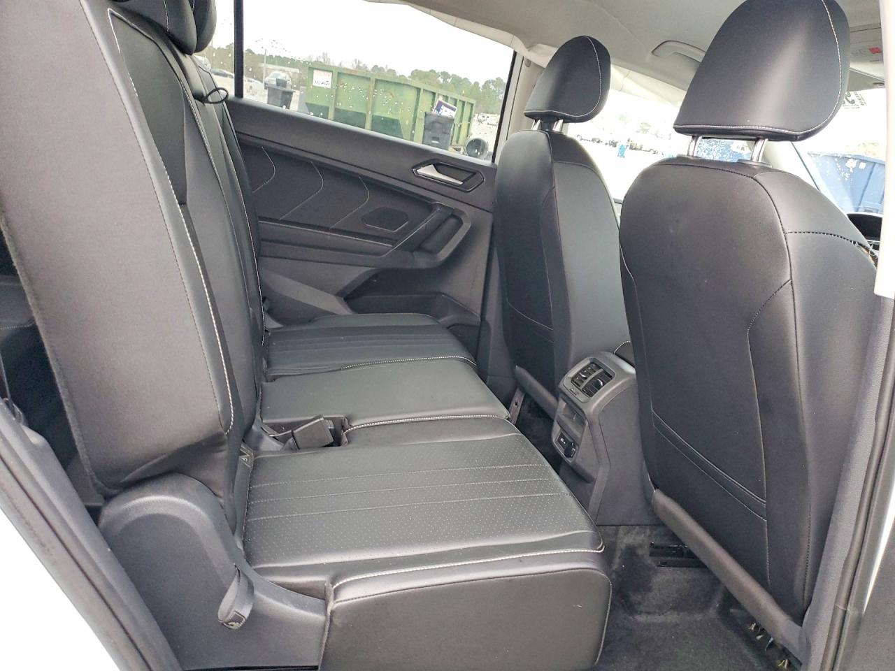 2024 VOLKSWAGEN TIGUAN SE photo 11