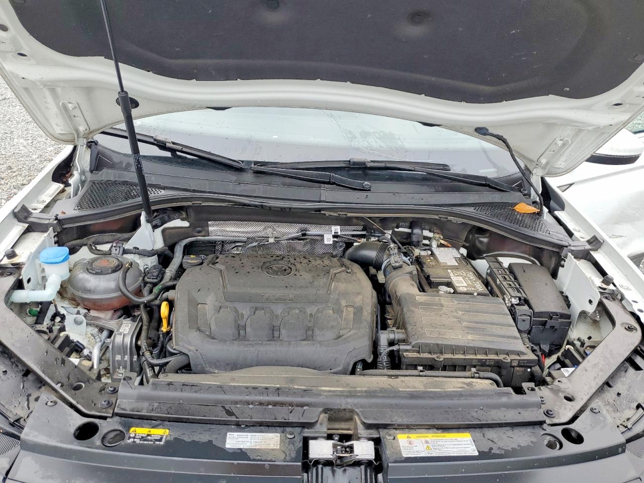 2024 VOLKSWAGEN TIGUAN SE photo 12