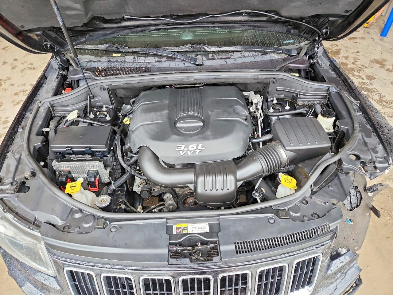 2014 JEEP GRAND CHEROKEE LIMITED photo 12