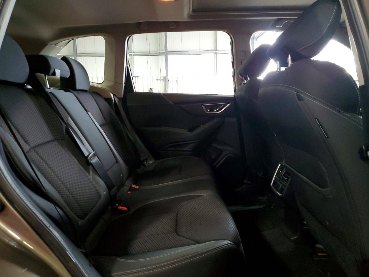 2019 SUBARU FORESTER PREMIUM photo 11