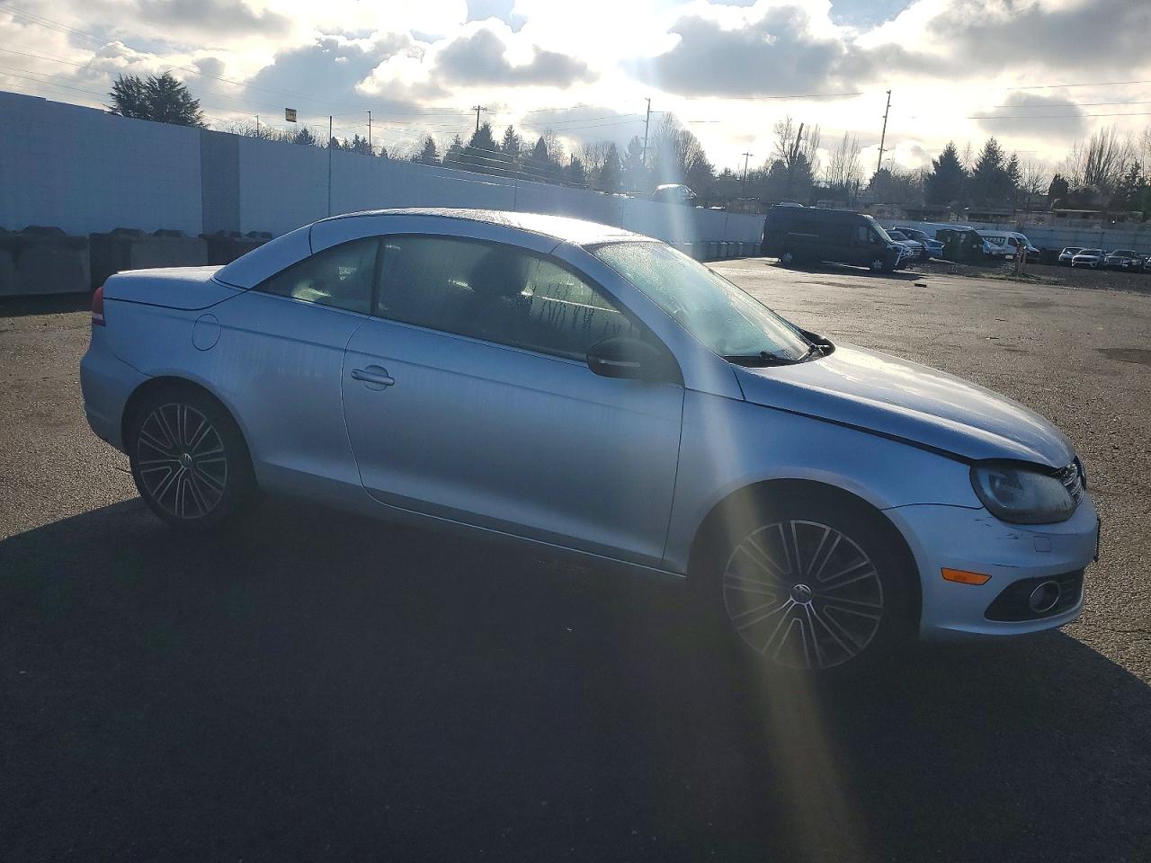 2013 VOLKSWAGEN EOS KOMFORT photo 4