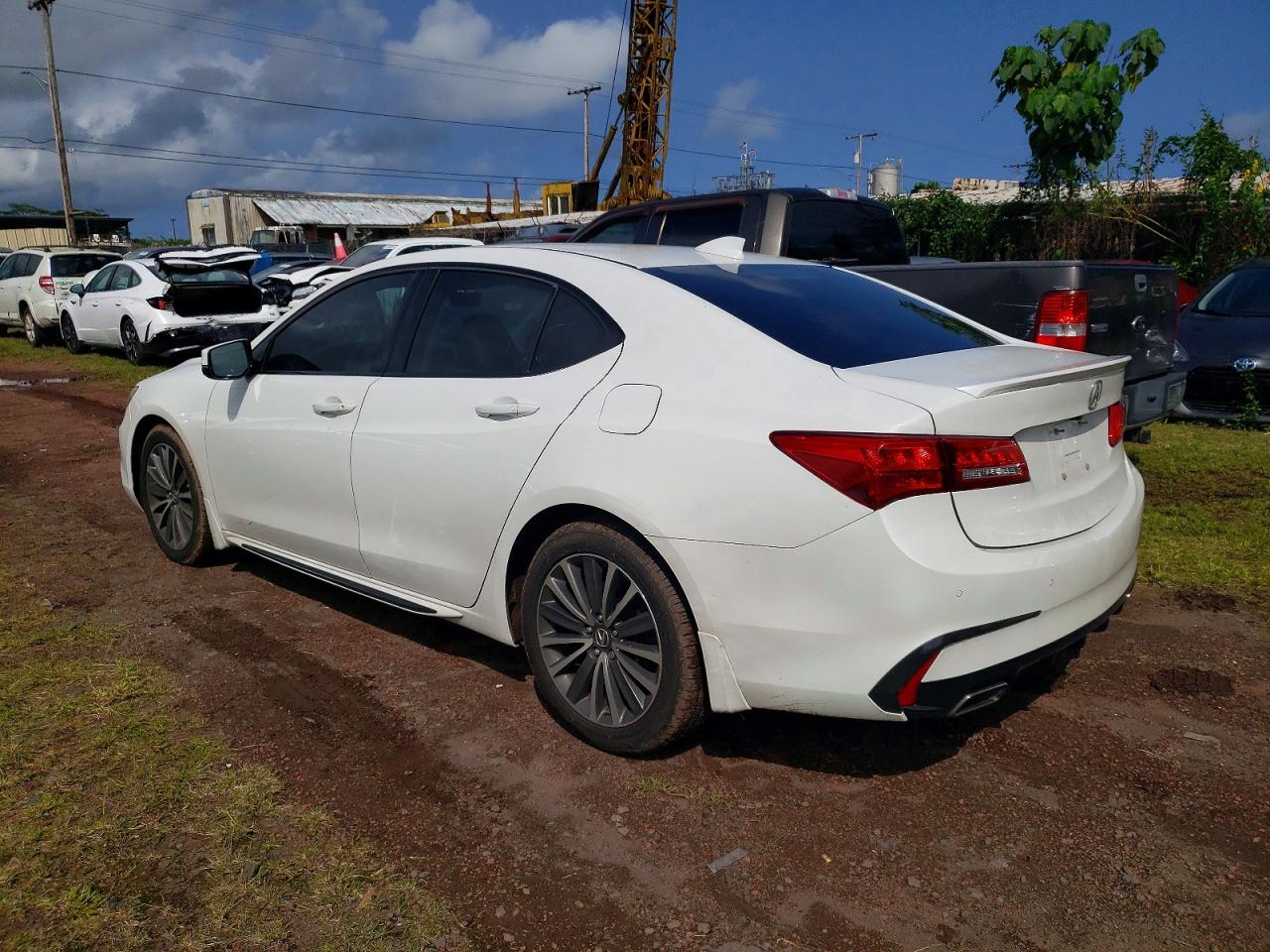 2018 ACURA TLX ADVANCE photo 2