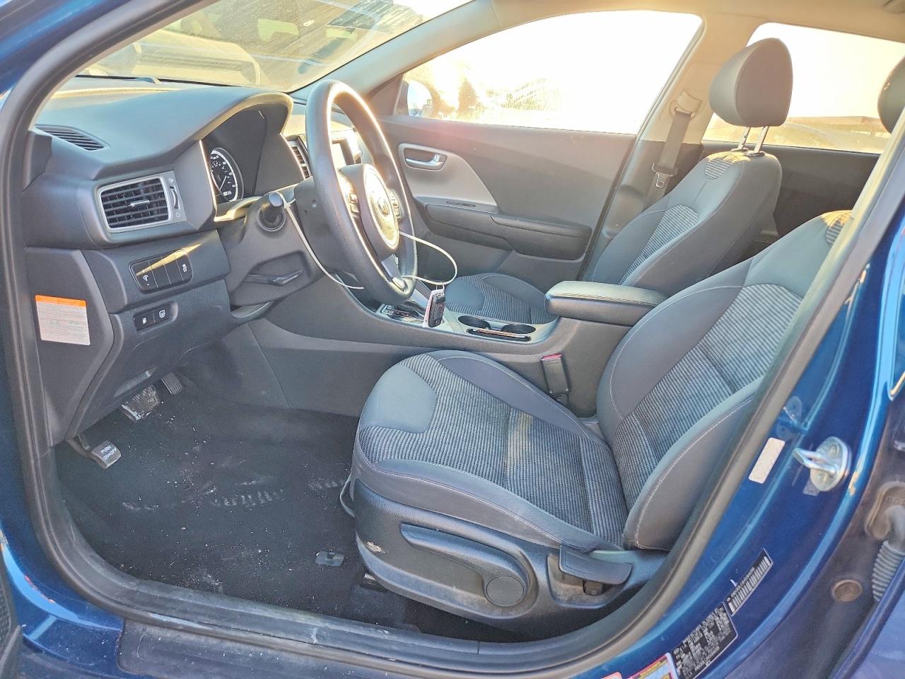 2017 KIA NIRO FE photo 7