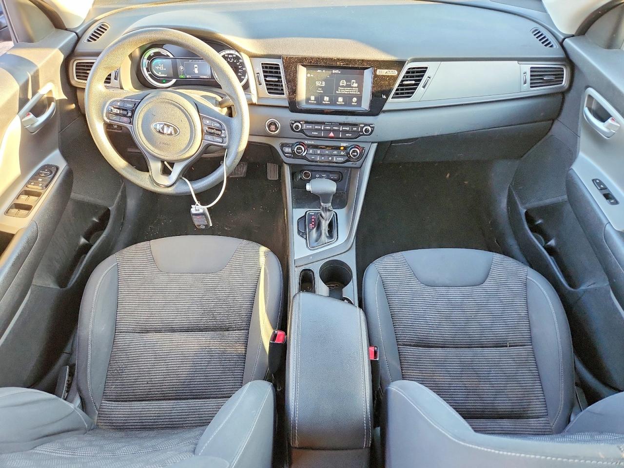 2017 KIA NIRO FE photo 8