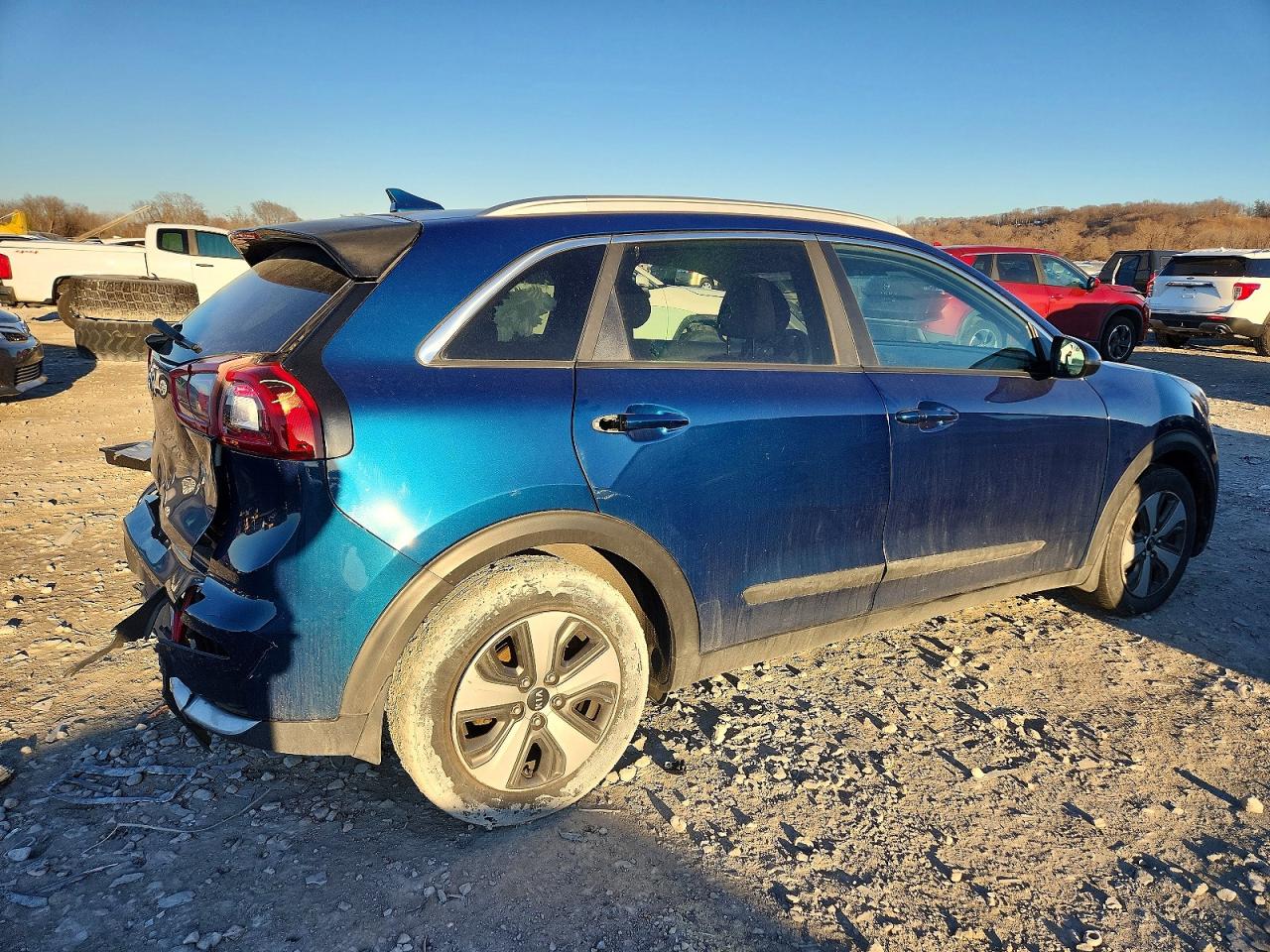 2017 KIA NIRO FE photo 3
