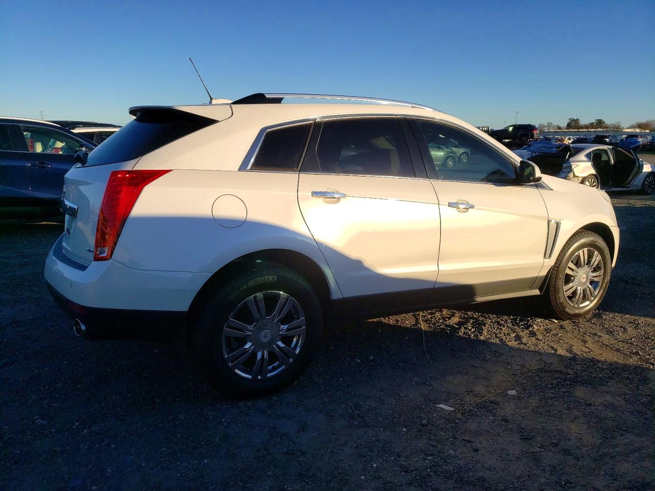 2016 CADILLAC SRX LUXURY COLLECTION photo 3