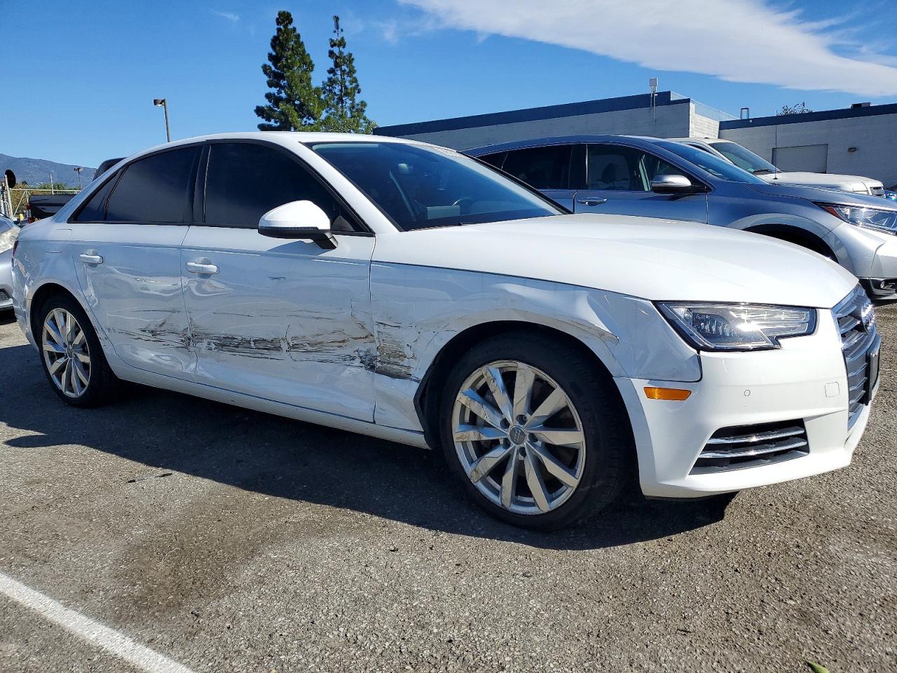 2017 AUDI A4 PREMIUM photo 4
