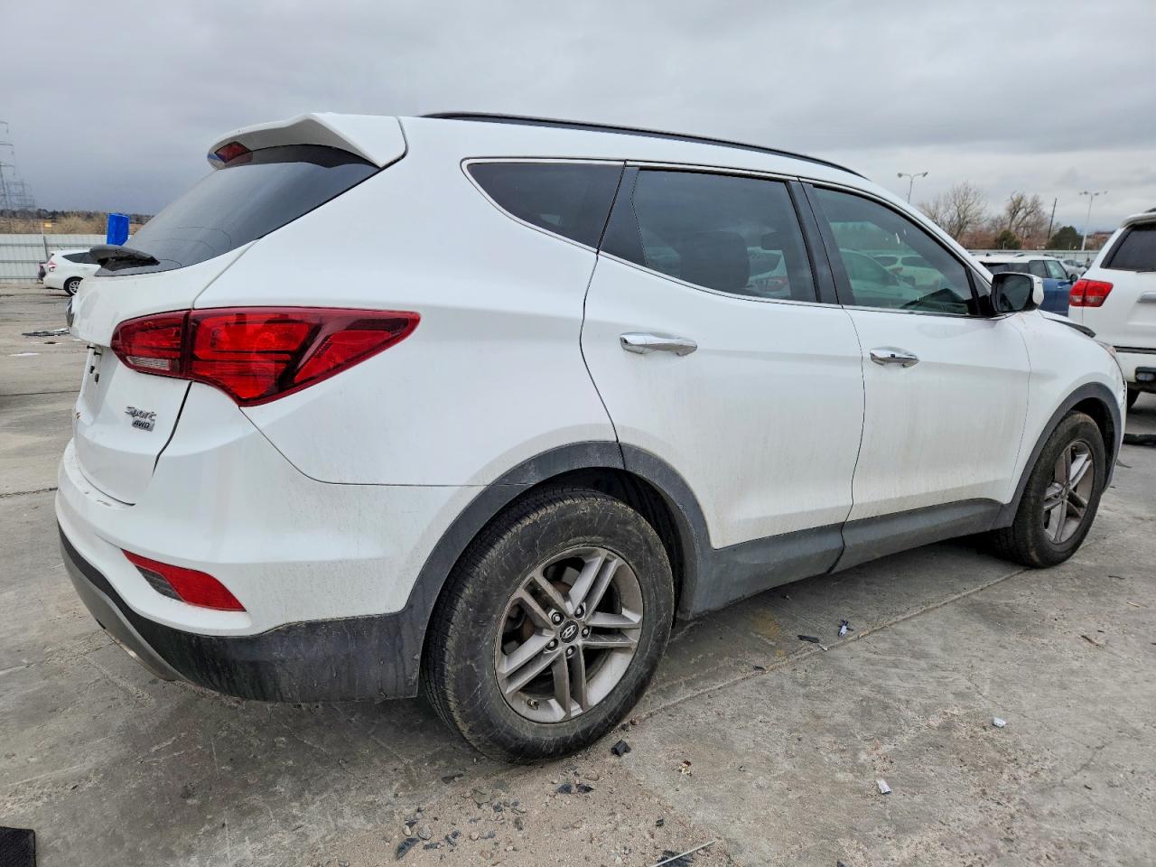 2017 HYUNDAI SANTA FE SPORT photo 3