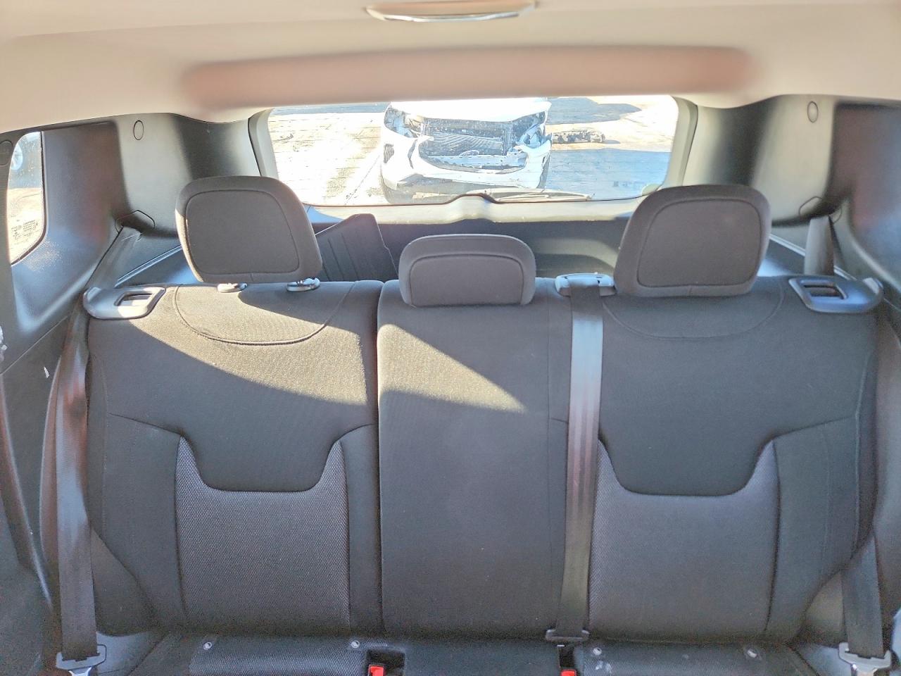2019 JEEP RENEGADE SPORT photo 10