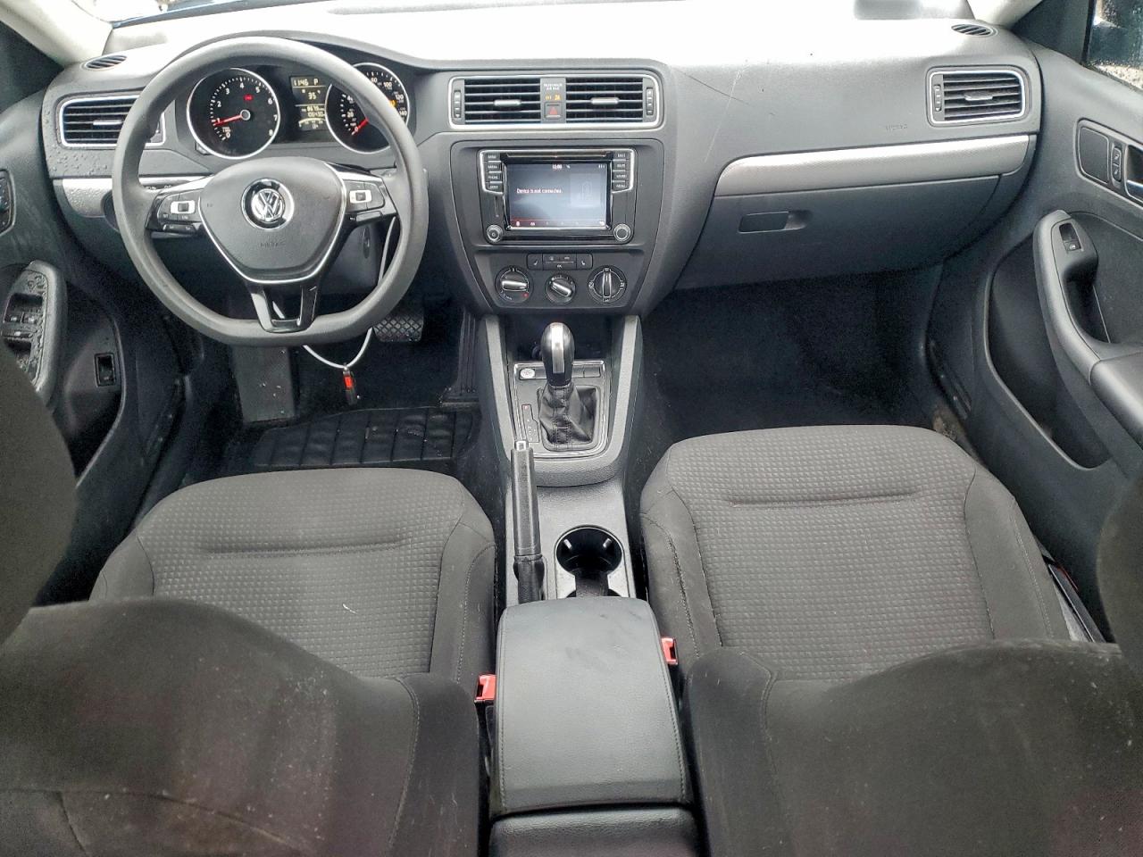 2016 VOLKSWAGEN JETTA SE photo 8