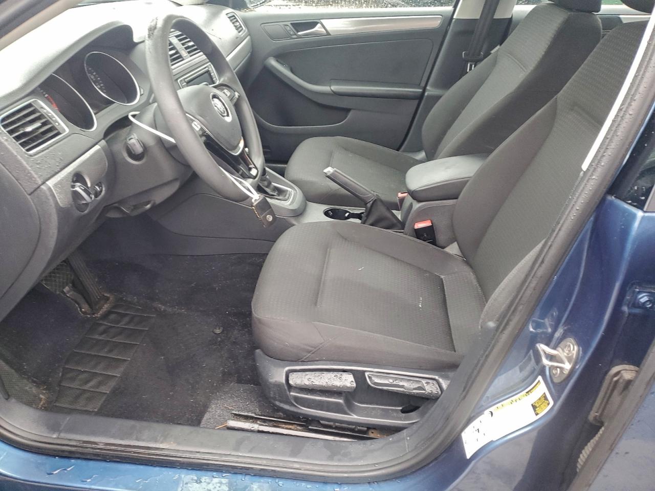 2016 VOLKSWAGEN JETTA SE photo 7