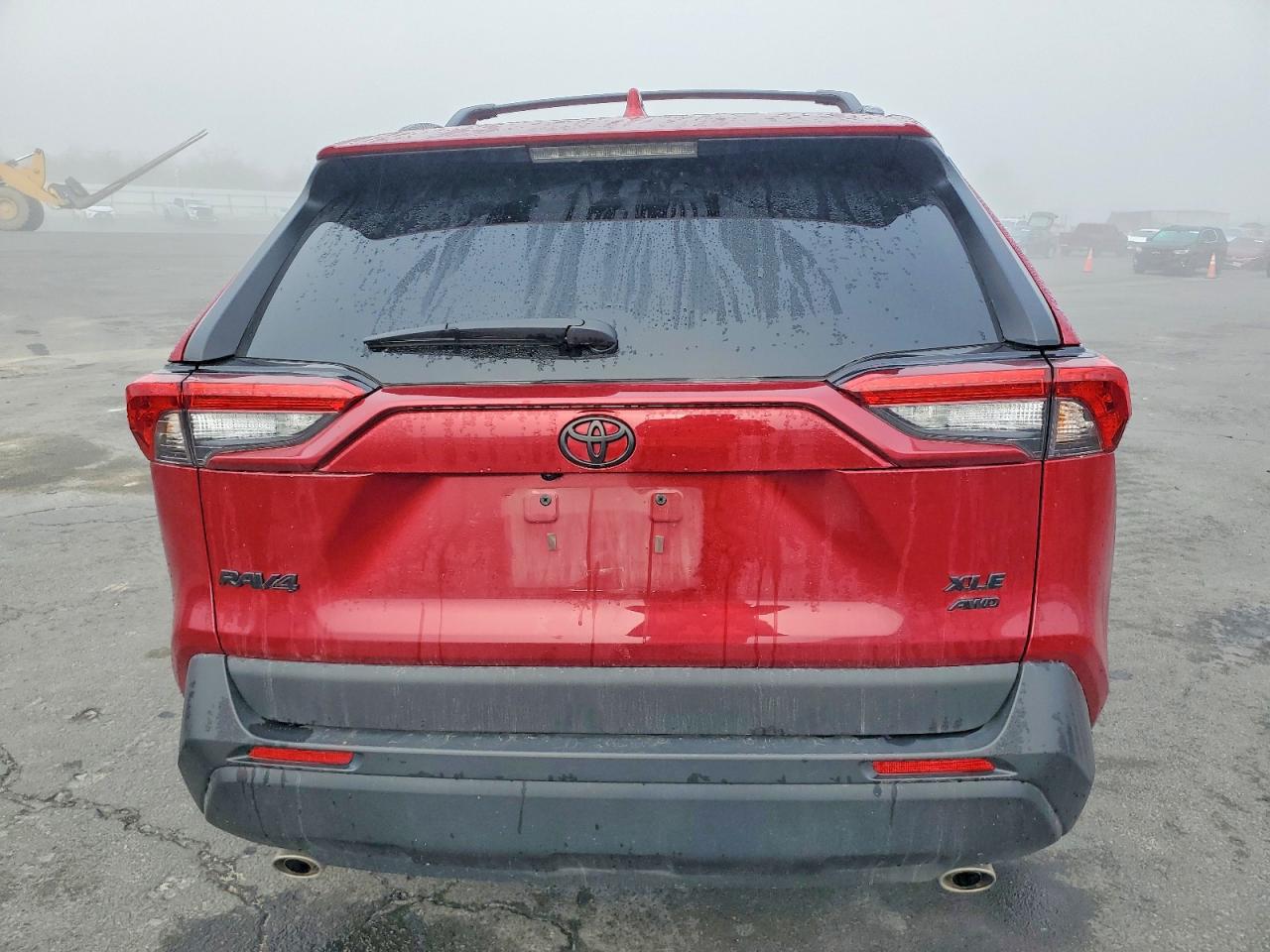 2025 TOYOTA RAV4 XLE PREMIUM photo 6