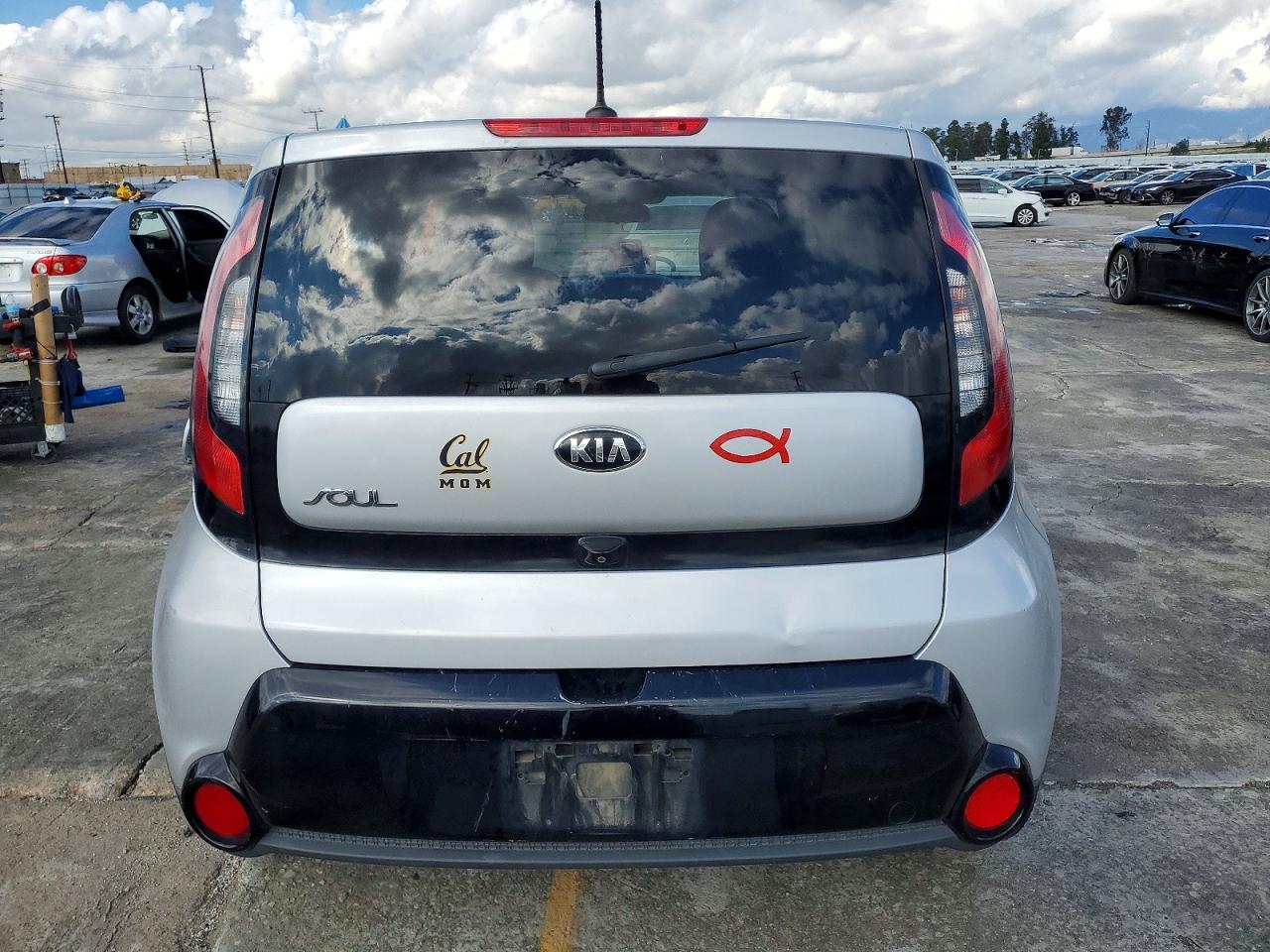 2016 KIA SOUL + photo 6