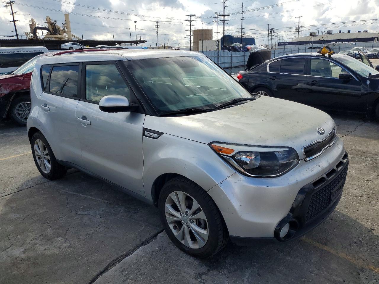 2016 KIA SOUL + photo 4