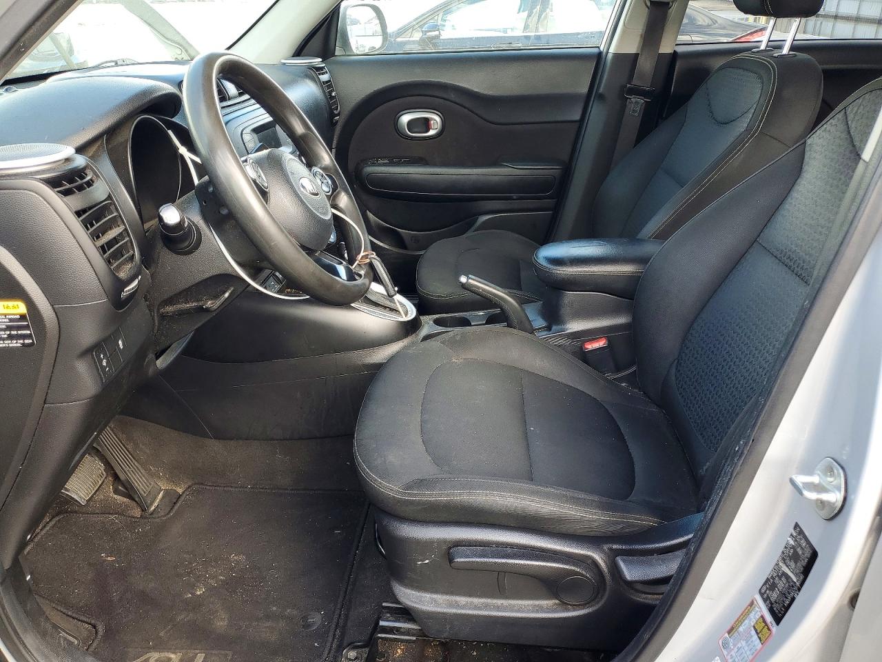 2016 KIA SOUL + photo 7