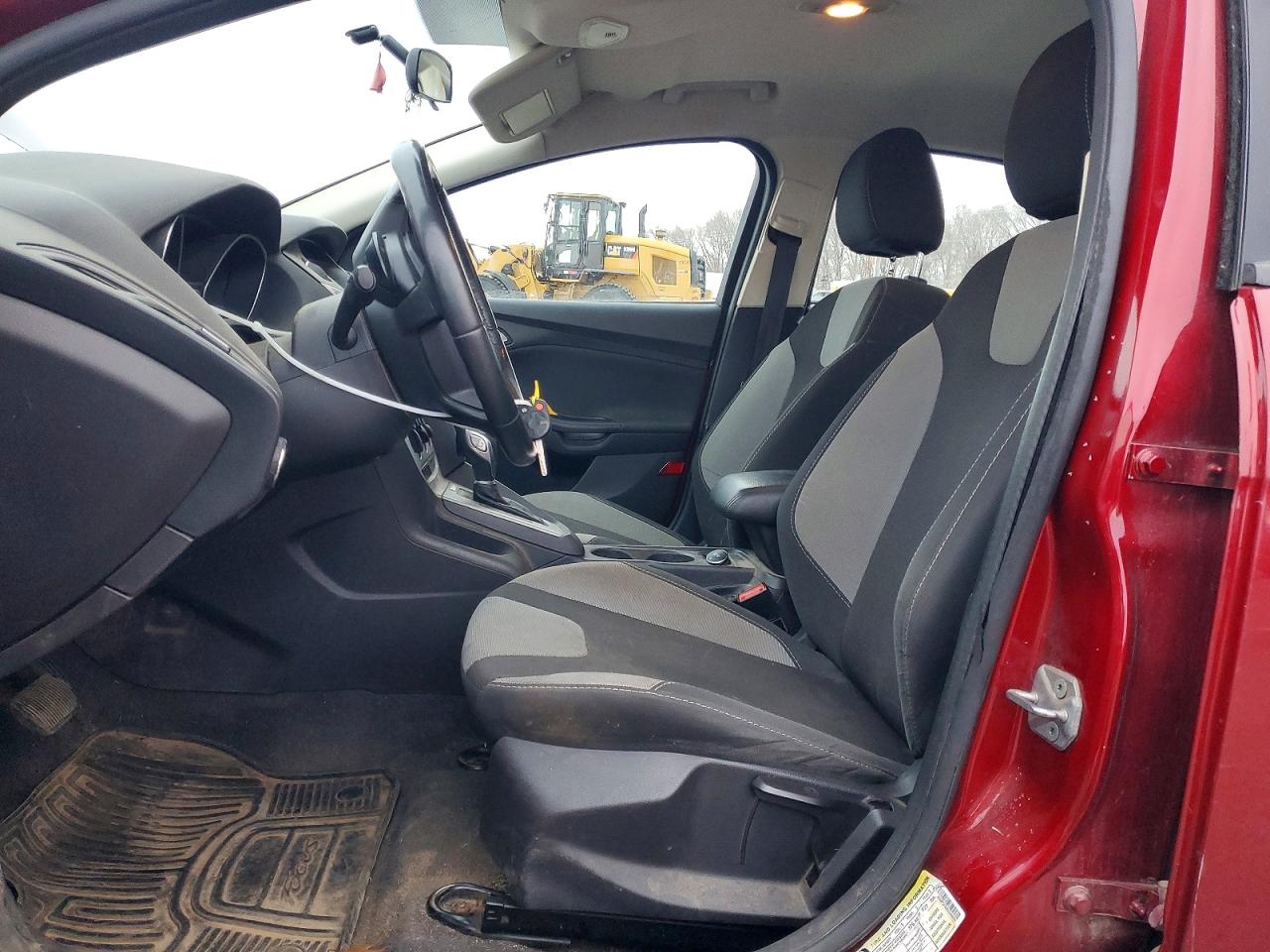 2014 FORD FOCUS SE photo 7