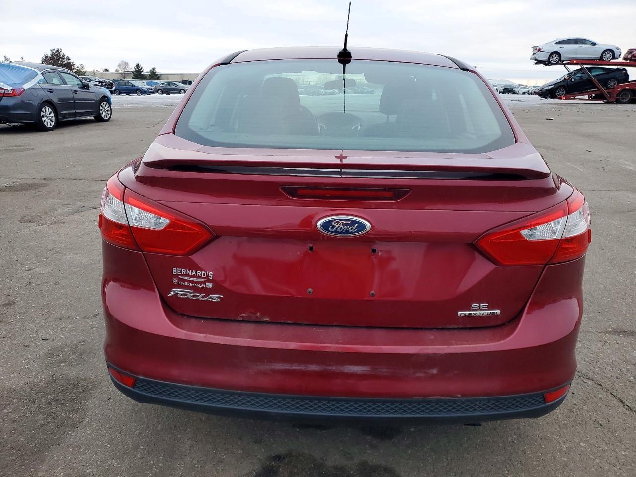 2014 FORD FOCUS SE photo 6